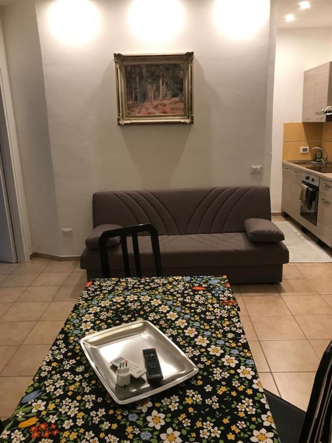 Parco Teramo - Navigli Cir 15146-Lni 299 Daire Milano Dış mekan fotoğraf