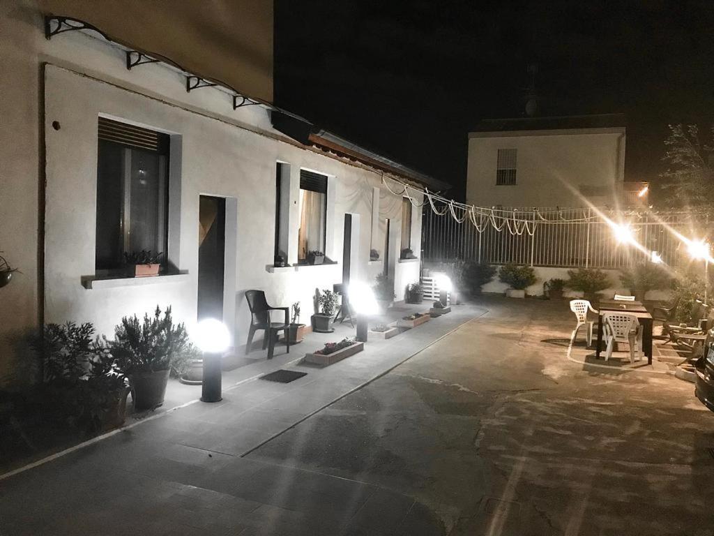 Parco Teramo - Navigli Cir 15146-Lni 299 Daire Milano Dış mekan fotoğraf